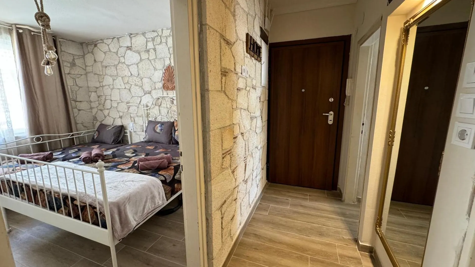 Stone Apartment 3 Thessaloniki Greece